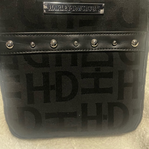 Harley-Davidson Crossbody with Bag Charm - Picture 2 of 13